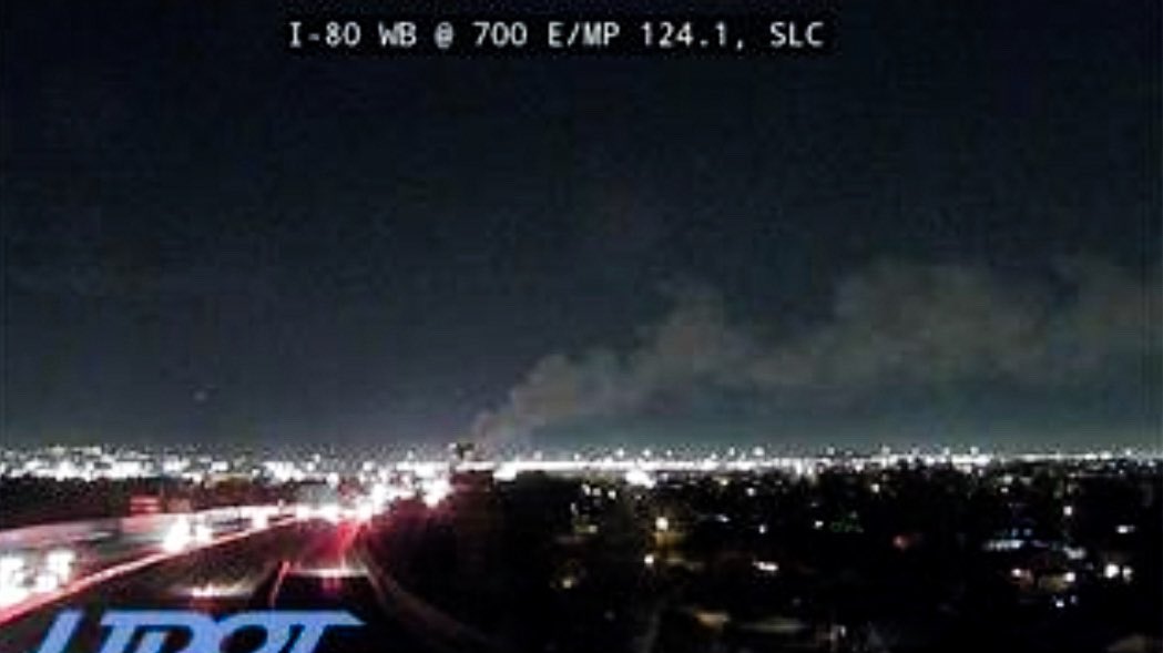 SLCScanner's tweet photo. #Breaking #TrailerFire 300 E I-80 WB. #SSLFD on scene of a trailer on fire. Reports that it was hauling #IceCream Use caution if your in the area. #Smoke is visible from 700 E. https://t.co/MJ7xwqA82x