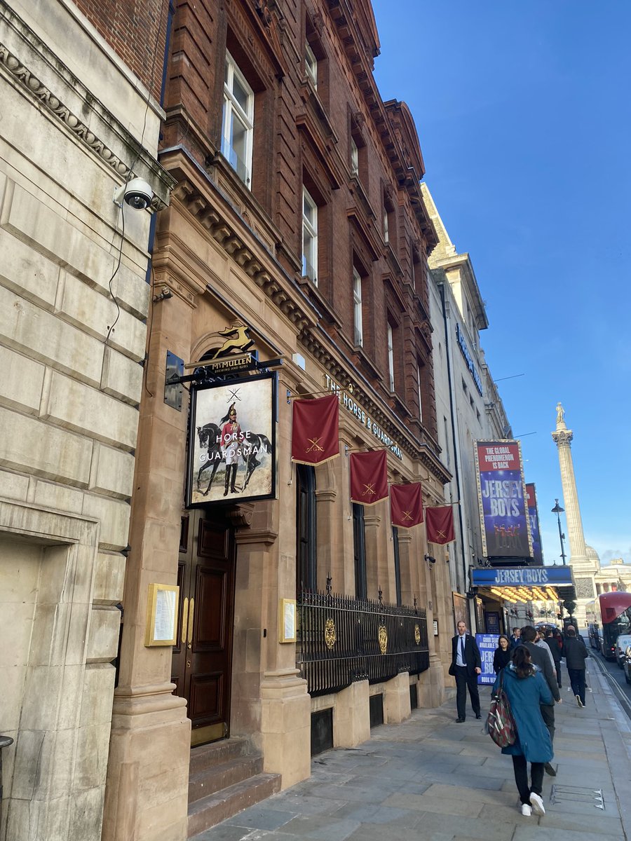 London Pub Guru tweet media