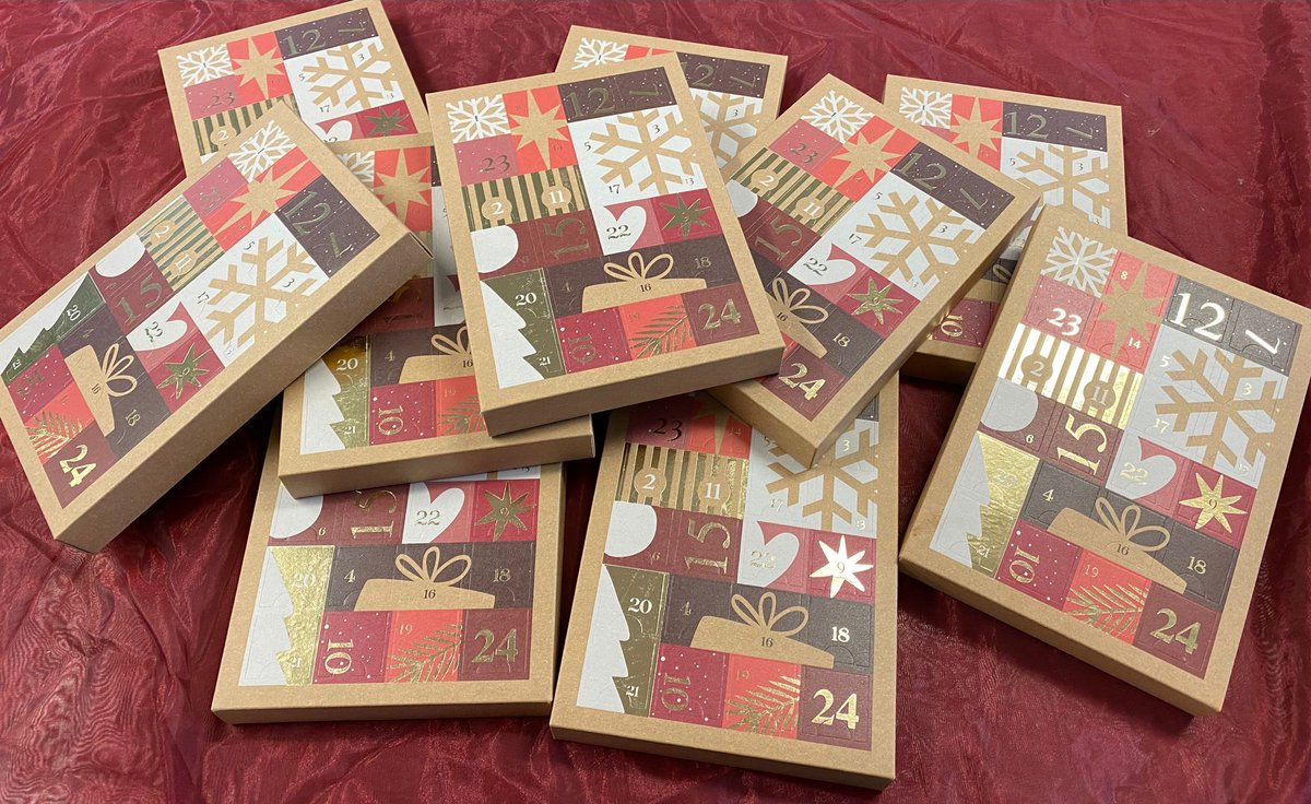 IJsMore's tweet photo. Nu in de winkel: de ADVENTS KALENDER met heerlijke bonbons. Leuk om te krijgen en om te geven... https://t.co/tSKIrpj1kS