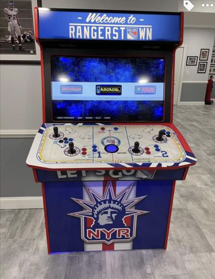 NYRangerFanclub's tweet photo. How Awesome Is This?

Saw this on Facebook last night #nyr #BasementGoals https://t.co/XXGTiWcwPM