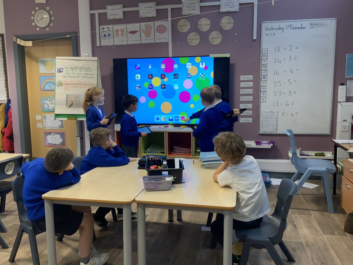 kfairclough_fs's tweet photo. The pride you feel when the @ileaderminis coach the class AND their teachers. #5Rs #appleed in all things #greenscreen @DoInkTweets @clare_l00ker 👏👏👏👏👏 @Layton_Primary @clarescottlayt1 https://t.co/rKaD6CKHcw