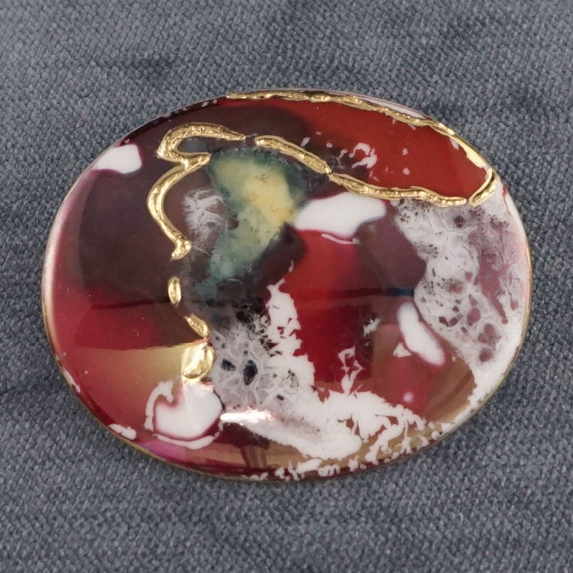 bcbiggar's tweet photo. I'm delighted to take part in this year's #lovemadelocal Christmas campaign with my latest brooch designs. See more at https://t.co/BoiSctVTyU. #madelocal #youcanownit #irishdesign #irishcraft https://t.co/IpH84t1dC3
