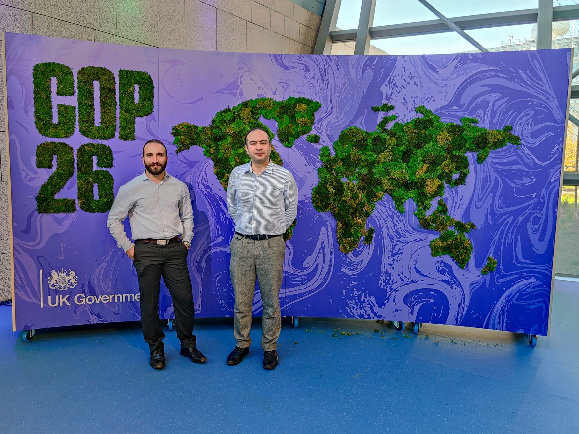 warwicknewsroom's tweet photo. CO2 consuming concrete technology developed by @concrete4change will be tested at @warwickuni 

The technology makes concrete a carbon sink rather than producer, and won an award at the UN Climate Change Challenge Awards last night at #COP26

Read more: https://t.co/bXVzsy5Vp5 https://t.co/aft59XZ8N1