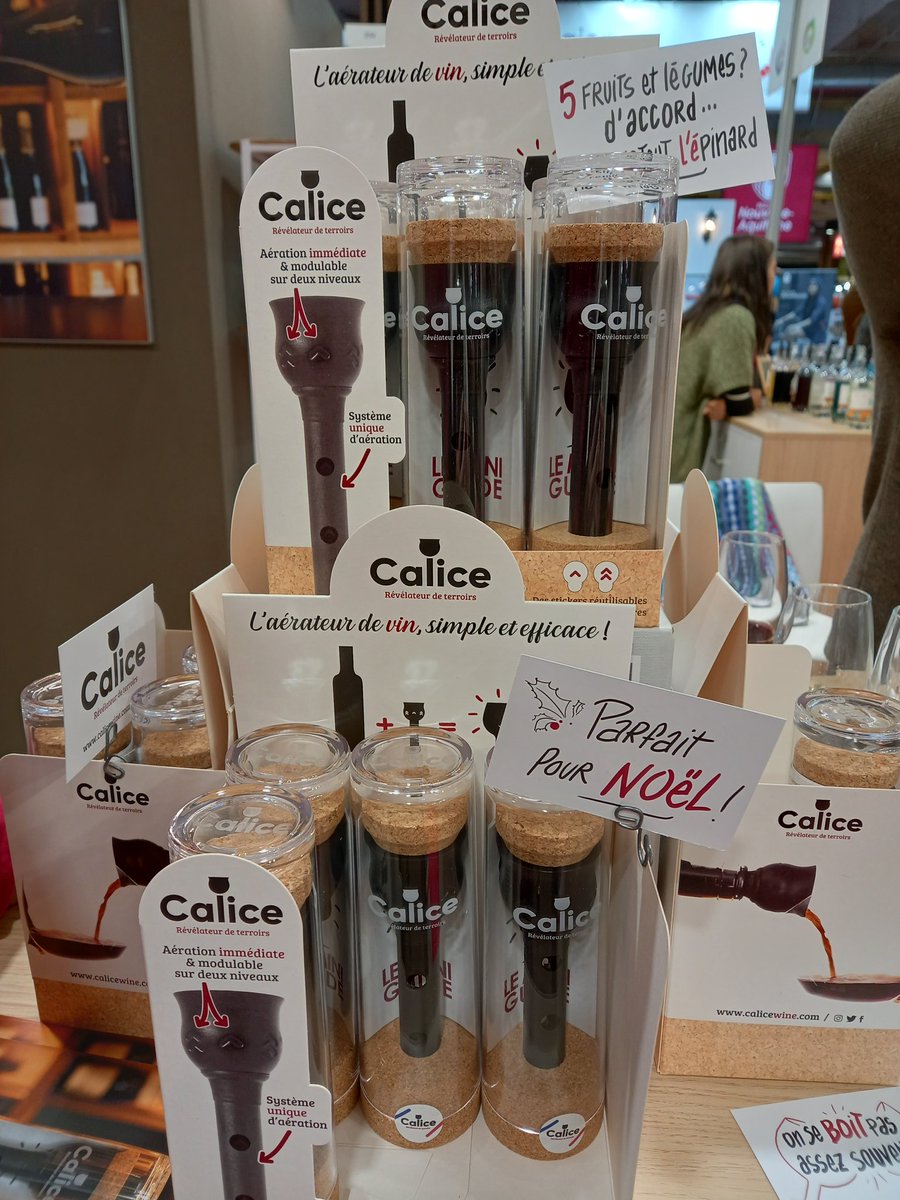 PascaleBlt's tweet photo. #MIFExpo📍E56 Sébastien présente #Calice l'aération de vin simple et efficace 
Testé et approuvé, achat validé ! https://t.co/Rp4FOdCBzZ