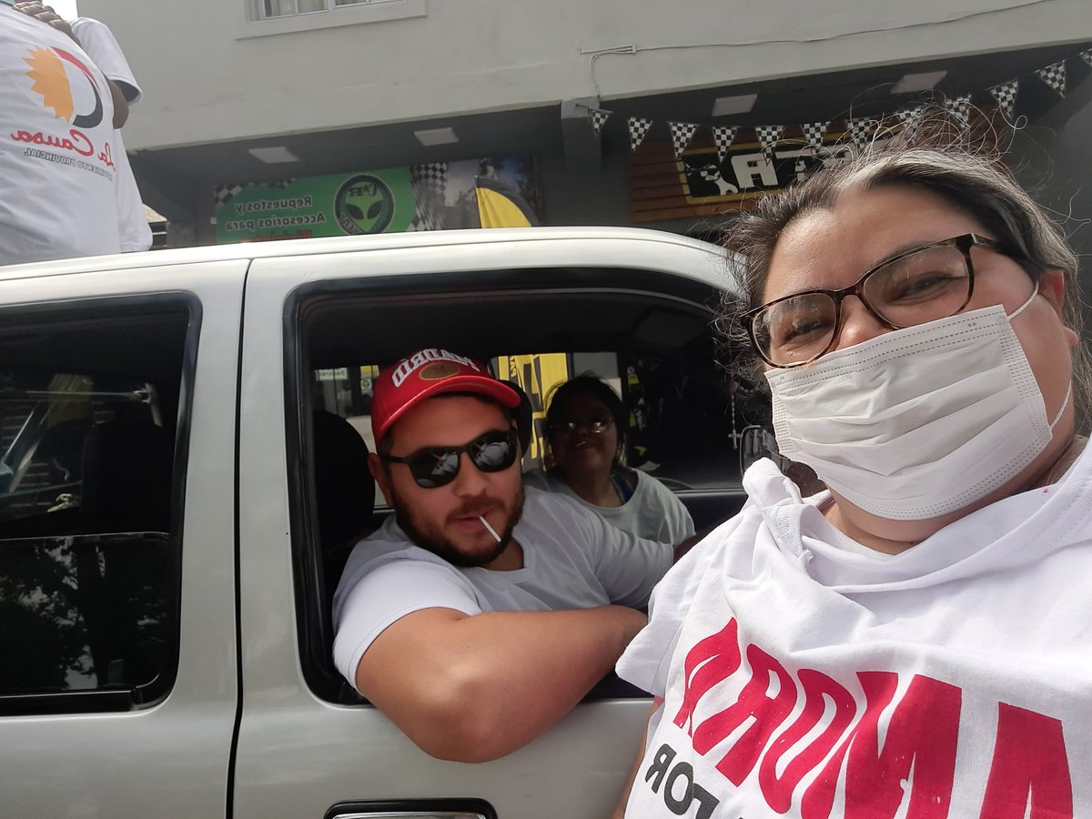 vanigallo's tweet photo. @GZamoraSDE Acompañando a nuestro gobernador
Presente https://t.co/i6USSUE6oO