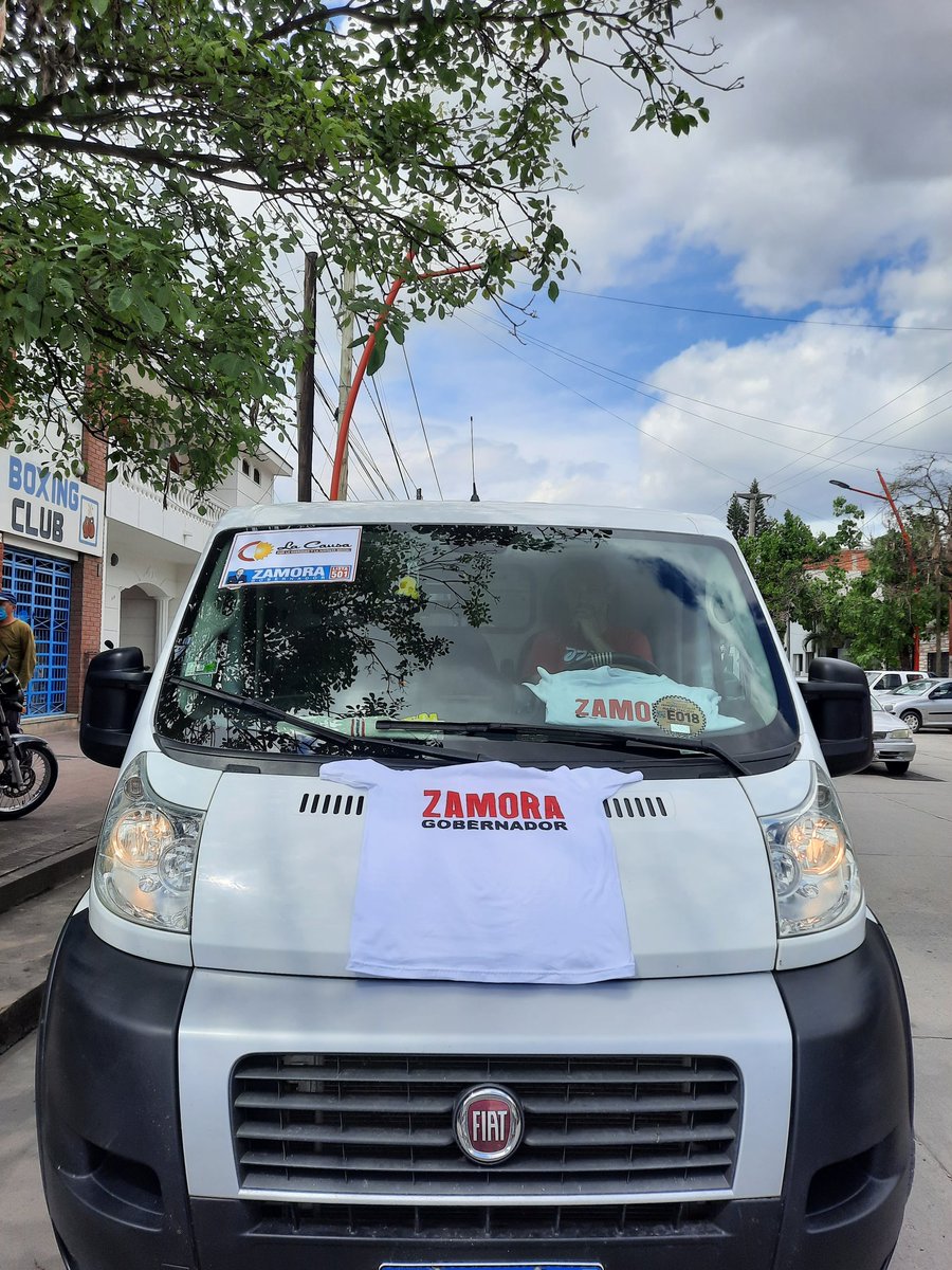 vanigallo's tweet photo. @GZamoraSDE Acompañando a nuestro gobernador
Presente https://t.co/i6USSUE6oO