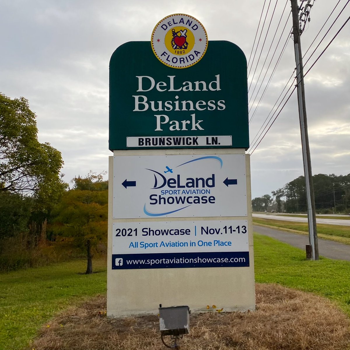 ShowcaseDeLand's tweet image. It's Day 1 of #DSAS21. Come join us for the only show of its kind in the U.S. devoted to the advancement of the #SportAviation community!

sportaviationshowcase.com/event-info/ind… #PilotLife #AvGeek #DeLandFl #GeneralAviation #AviationDaily #STOL