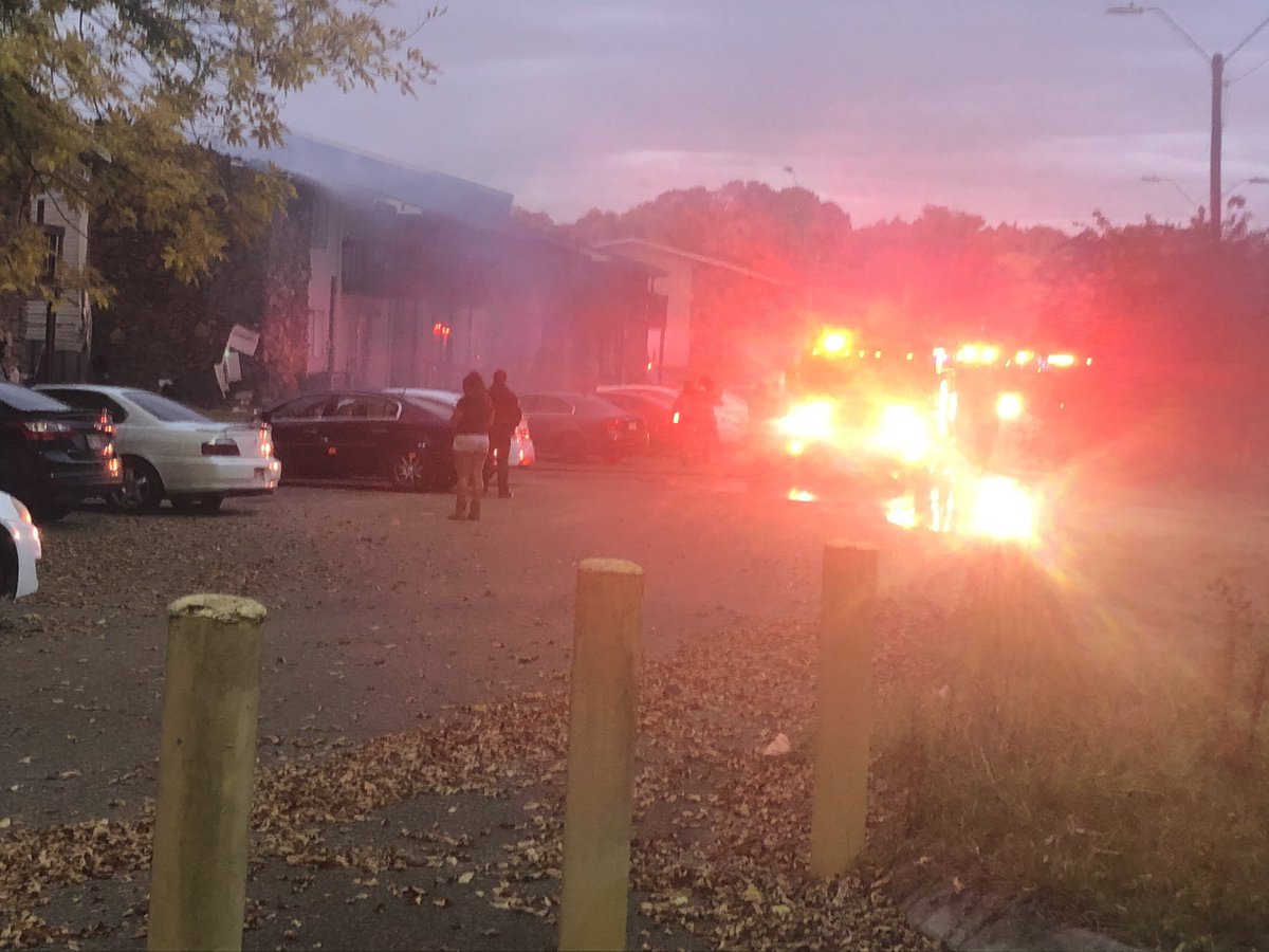angarner's tweet image. BREAKING: Fire at Jackson Valley Apartments on West Highland Drive. Working to get details