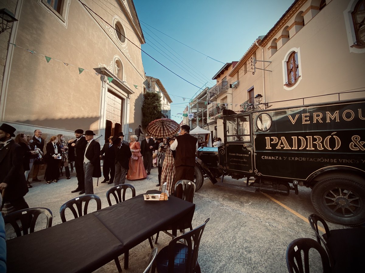 VermouthPadro's tweet photo. Un viaje al 1900 en las Primeras Jornadas Modernistas de Els Pallaresos - Camp de Tarragona.¡Una experiencia inolvidable!

Un viatge al 1900 a les Primeres #JornadesModernistes d’#ElsPallaresos - Camp de Tarragona.Una experiència inoblidable!

#ElsPallaresos1900 #Vermut #Vermouth https://t.co/D7yjzeA1uR