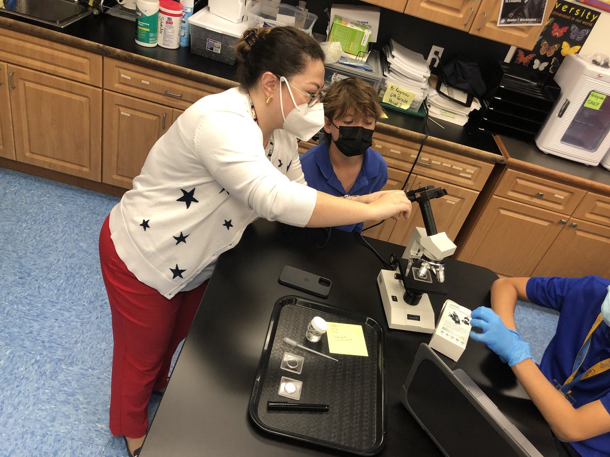 LopezHealyEDU's tweet photo. Mrs. Schneider’s and Mrs. Healy’s working on their GID! “It’s a Small World Microbiome”@GulliverPrep_ @lesliemaniotes @GulliverPrepLib Many Thanks to @PattyWyszTech #gplearning #gslearning https://t.co/saK8OruG8v