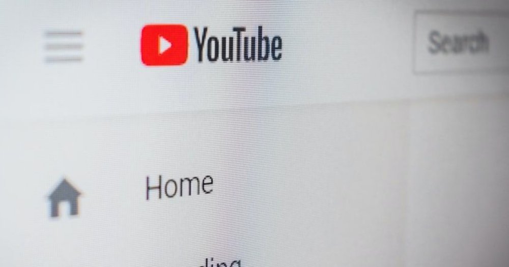 MothershipSG's tweet photo. YouTube gets rid of dislike counts to create 'inclusive &amp; respectful' space for creators https://t.co/3G5ZQQ46UM https://t.co/cmKJ0Sypxh