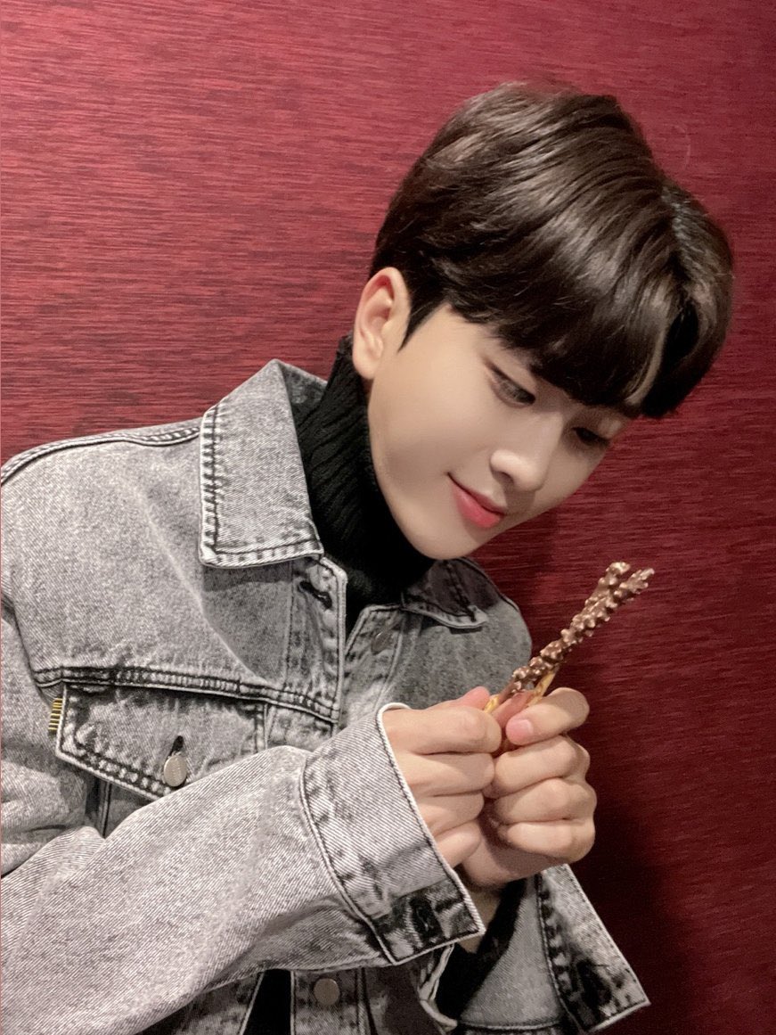 jinkwon131's tweet photo. 매일매일 빼빼로데이였으면 좋겠어..권이 얼굴 매일매일보게ㅠ https://t.co/WFysk4Z4Bu