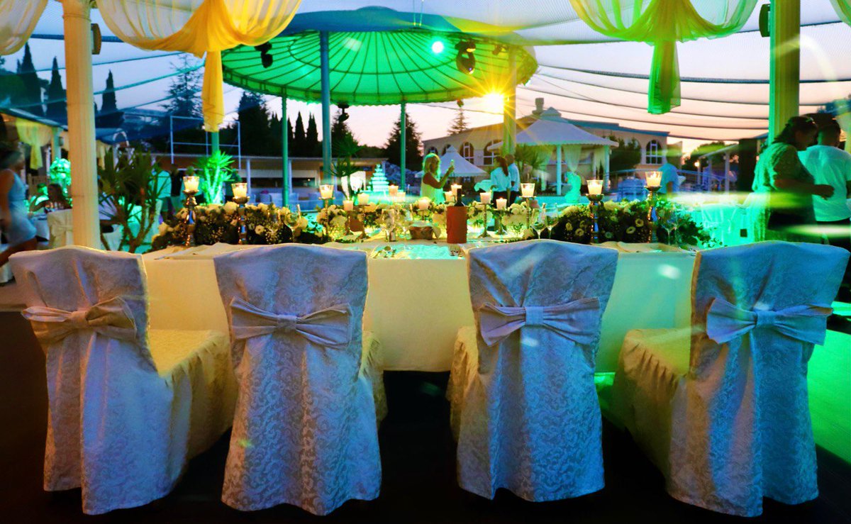 [WEDDING IN FRAPA]

💐All you need is L💖VE and a wedding planner! ✍👀