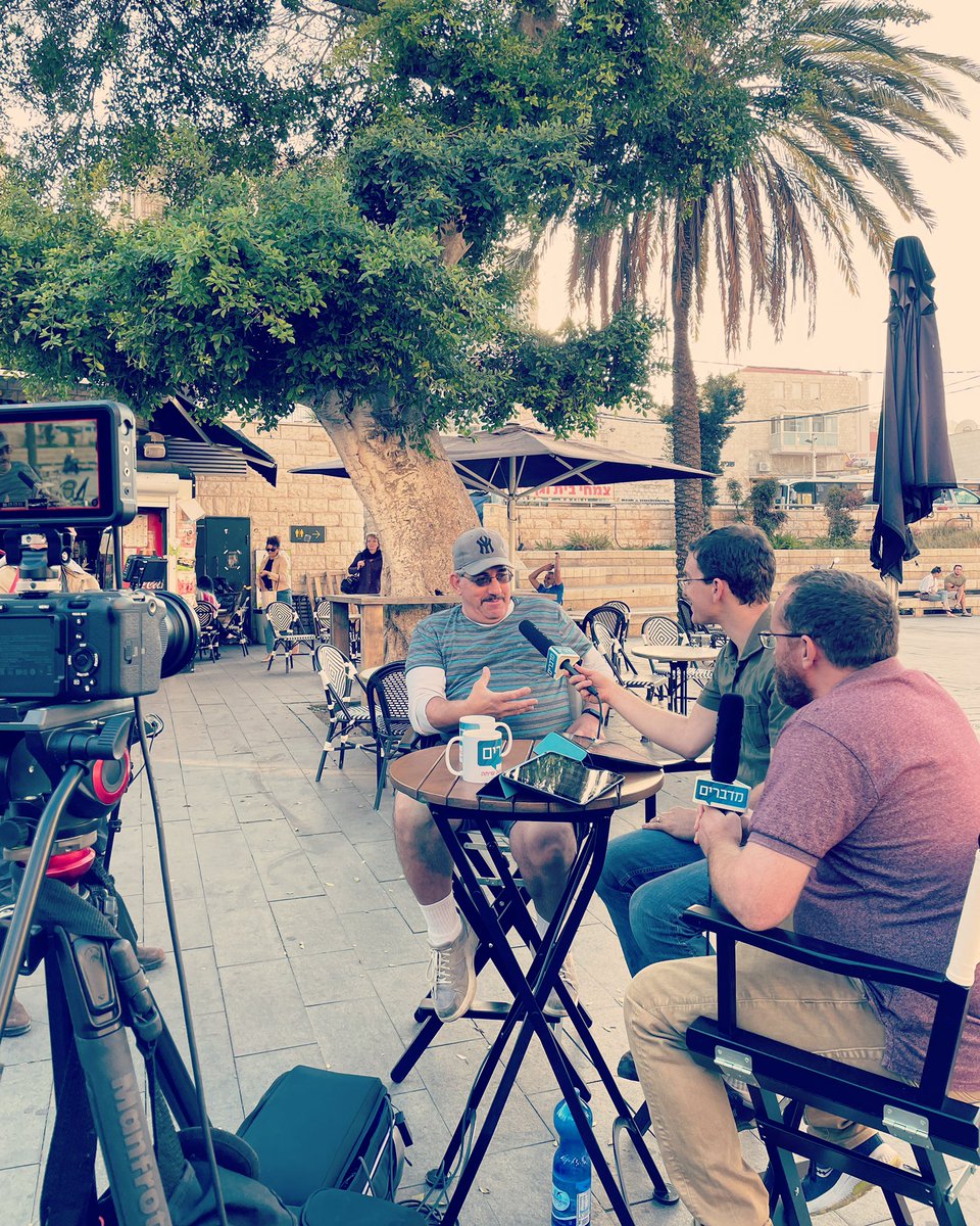 nottolisr's tweet photo. Please lift up Reuven in your prayers and all the others we’re interviewing today about God’s existence and the Good News! #streetevangelism #Gospel #GoodNews #evangelism #Israel #Jesus #Yeshua #God #GodofIsrael https://t.co/PDNlXUJK8i