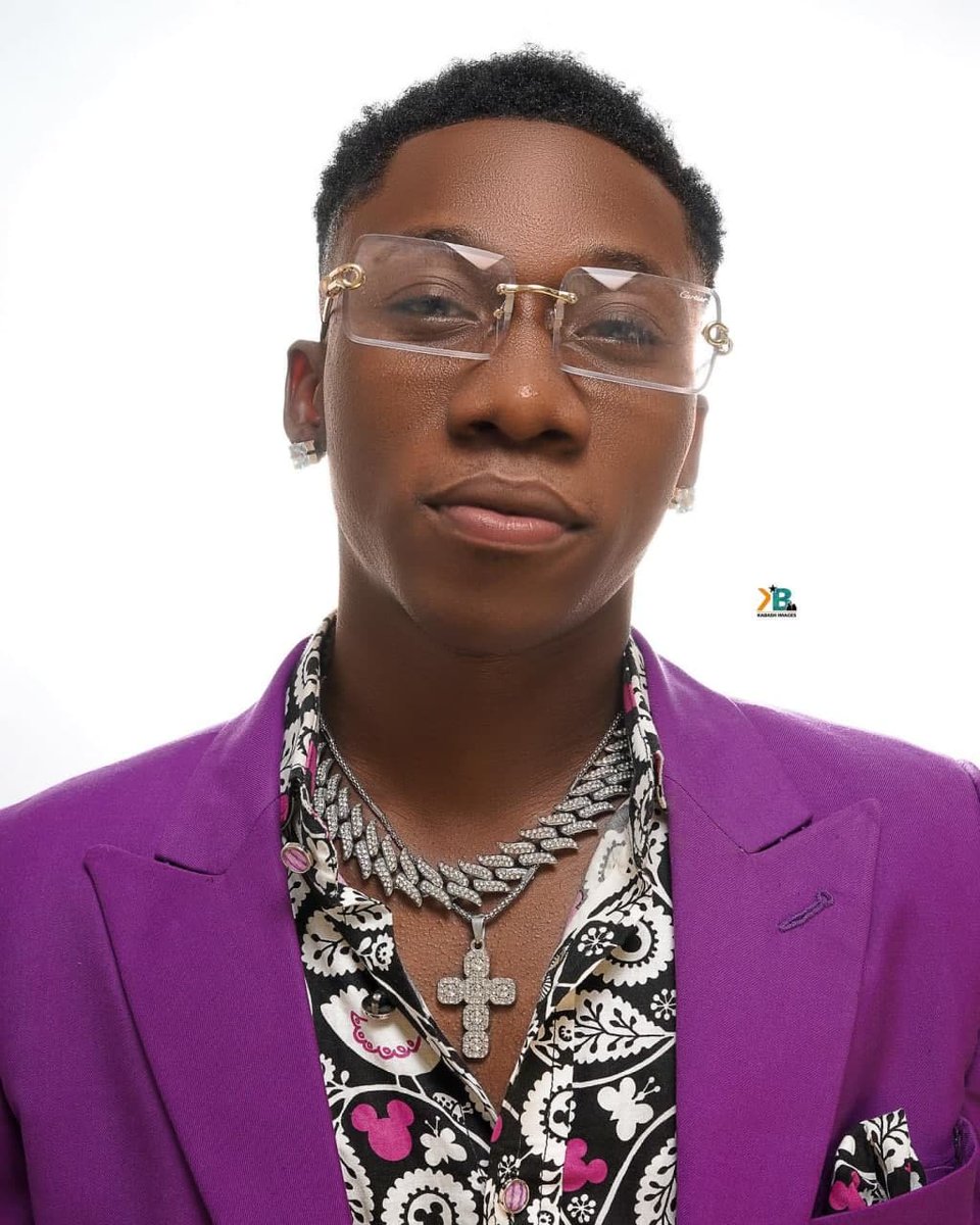 's tweet image. [ J-GADO ]

Life in purple 💜. Préparez-vous pour le 19 décembre 🔥✌️

Gérer:youtu.be/ZdCbkKK5bc4

Streaming:bit.ly/2XnUIpX

#JGado #Gérer #Kabashbusiness #228Events