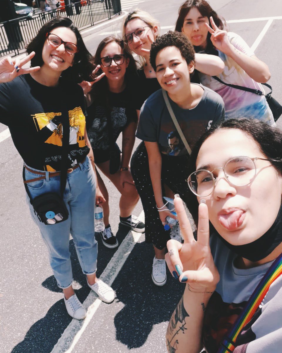 crysmilesquad's tweet photo. e no final de semana teve encontrinho (parcial) das comorbidades 💞💞💞💞 https://t.co/7PAtW9Nai3