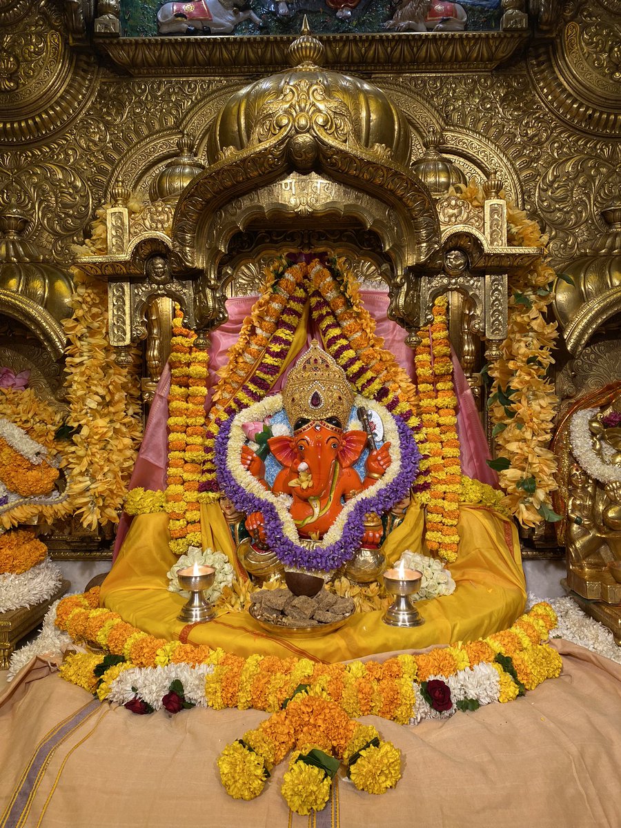 🙏गणपती बाप्पा मोरया 🌺मंगलमूर्ती मोरया 🙏११/११/२०२१