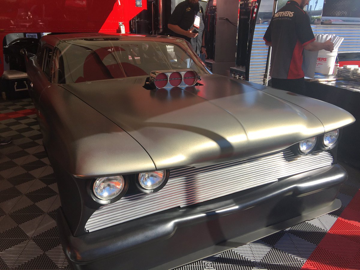 Classic_Chrome_'s tweet image. #SEMA2021 #classiccars #classicchrome #danalovescars  
#angry #truck