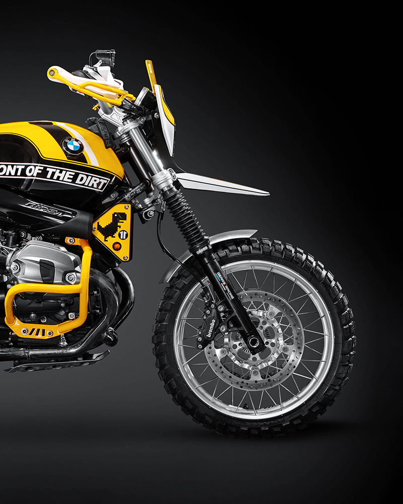 TheDailyRideUp's tweet photo. “Dirt Destroyer”

A BMW R nineT Desert Scrambler by Mandrill Garage, China. 

Grab Bag!
* 1200cc
* Baja Designs Headlight
* S1 Spotlights
* 10cm extra suspension travel
* CNC’d Wheel Hubs
* T-REX Logo
* Crash Bars
* In-house fabricated tail tidy unit
* Custom Exhaust https://t.co/8IfGBsBIQ4