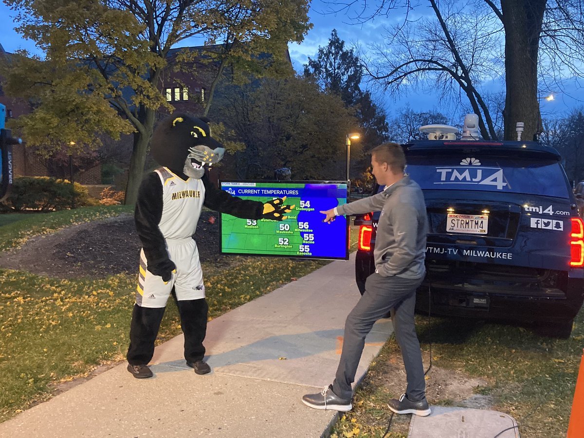 PouncePanther's tweet photo. Hanging out with our rockstar alums at 6am is my favorite way to start a day! @BrianNizTMJ4 I’ll be your assistant anytime #unitedweroar https://t.co/qOx7WOeeoO