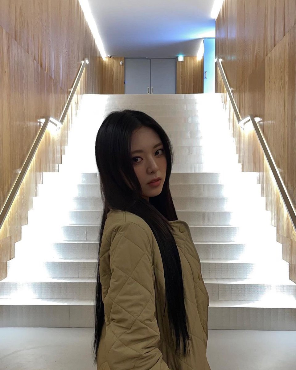 yuna pics tweet media