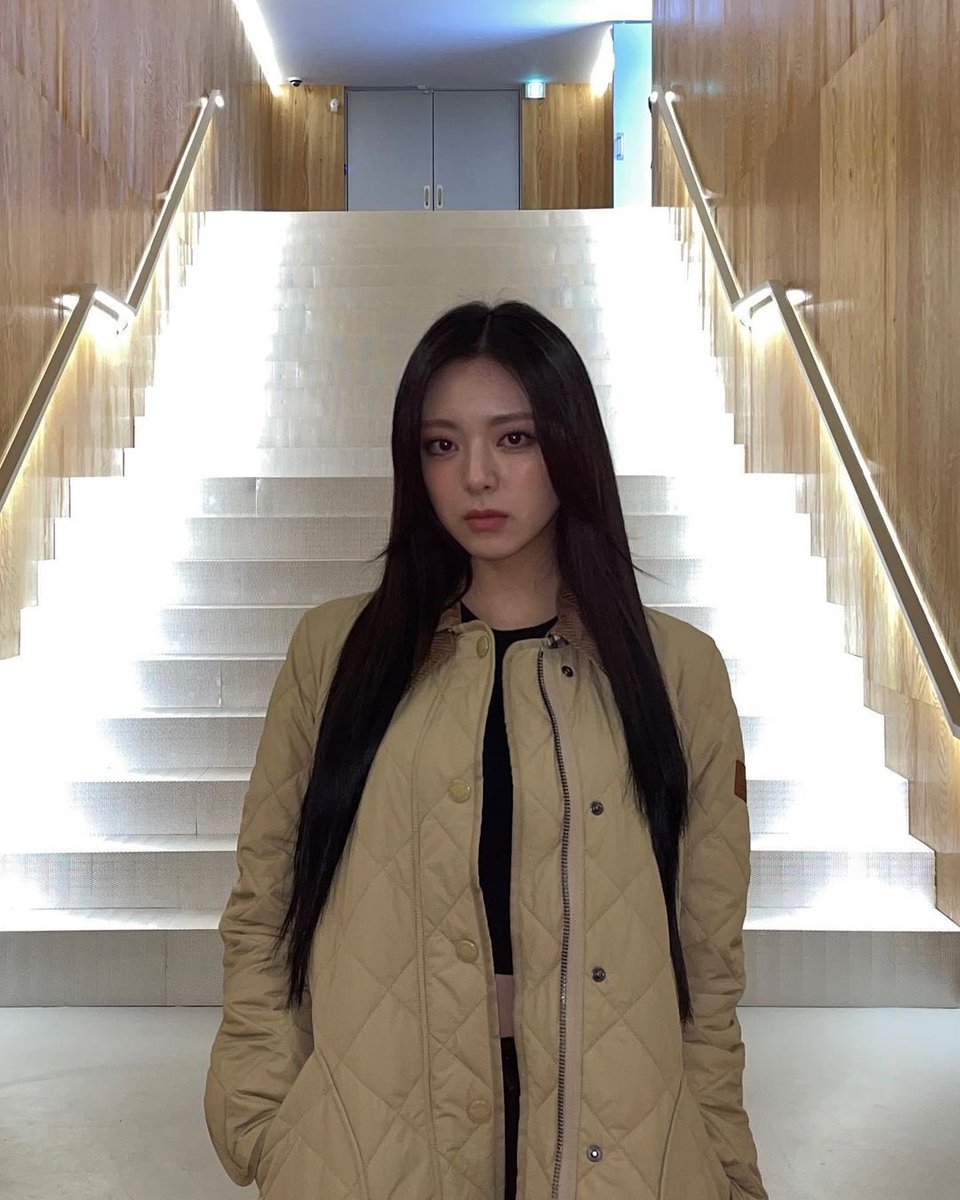 yuna pics tweet media
