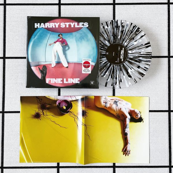 recordrecordth's tweet photo. Harry STYLES - Fine Line
gatefold 2xLP + Poster
Color Black + White Vinyl

1890฿ [New] [Pre 10-20 Day]

Line : @recordrecord.th

#recordrecordth #Vinyl #ไวนิล #แผ่นเสียง #เพลง https://t.co/1s0fE2Iowf