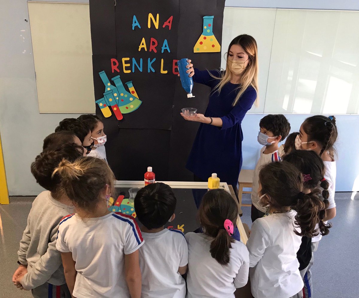 💛💙❤️Ana ve ara renkler nelerdir? Mavi ile sarı karışırsa hangi renk olur? Gül öğretmen böyle yeşil yapmayı nereden öğrendi?😂 <a href="/delibas_esin/">Esin Aras</a> <a href="/tunaomer1973/">Ömer TUNA</a> <a href="/HUSEYiNSARI07/">Hüseyin Sarı</a> <a href="/kadirsari_offcl/">Kadir SARI</a>
