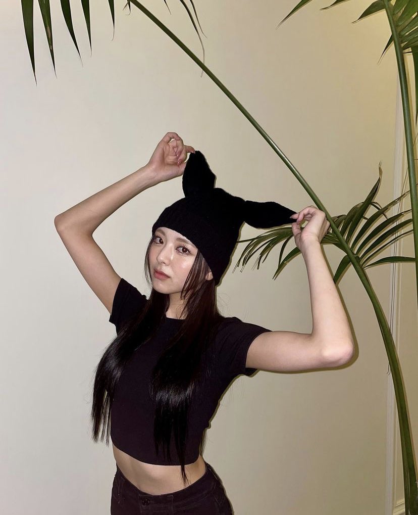 yuna pics tweet media