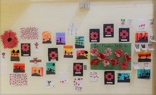 BogartPS's tweet photo. Today, we honour and we remember #LestWeForget https://t.co/pn1KrYMqjF