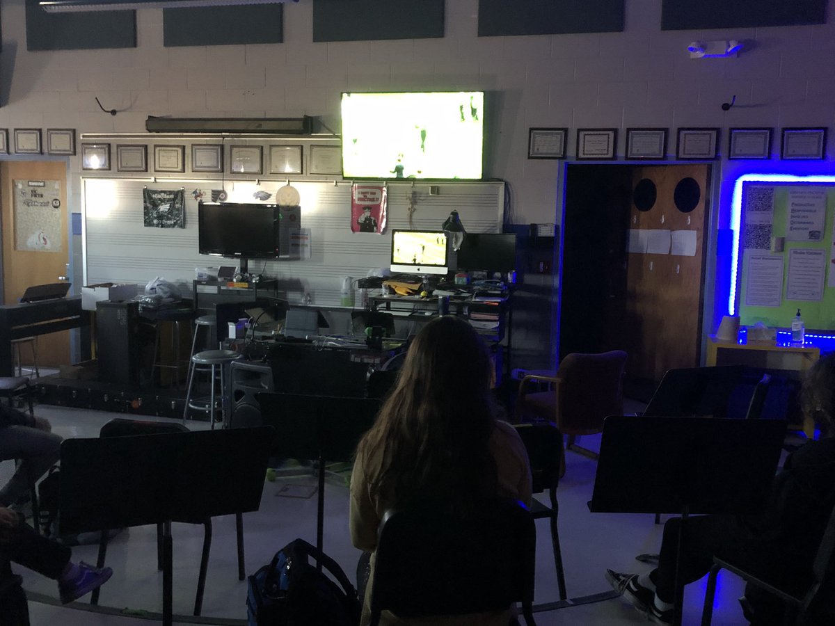 Bulldog Pride! tweet media