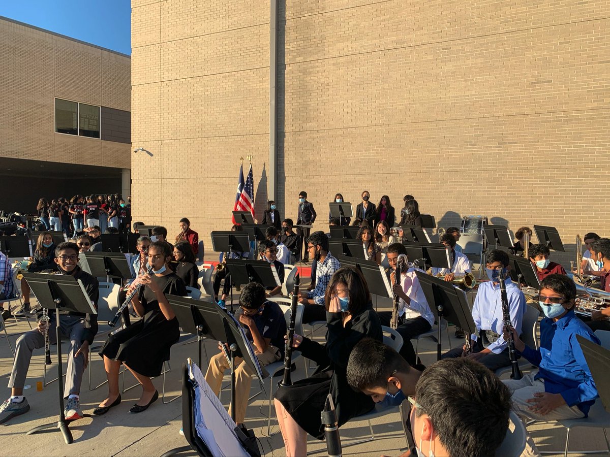CMS West Band (@cmswestband) on Twitter photo Honoring our Veterans this morning at one of our amazing feeder schools, <a href="/CRECoyotes/">Canyon Ranch Elementary</a> with the <a href="/westchoirfam/">#westchoirfam</a> Thank you to all Vets for your service. #VeteransDay #VeteransDay2021 #Veterans #westfam #collaboration #finearts #goband #bandisfamily <a href="/CoppellFineArts/">Coppell ISD Fine Arts</a> <a href="/CMSWestWrangler/">Coppell Middle School West</a> Honoring our Veterans this morning at one of our amazing feeder schools, <a href="/CRECoyotes/">Canyon Ranch Elementary</a> with the <a href="/westchoirfam/">#westchoirfam</a> Thank you to all Vets for your service. #VeteransDay #VeteransDay2021 #Veterans #westfam #collaboration #finearts #goband #bandisfamily <a href="/CoppellFineArts/">Coppell ISD Fine Arts</a> <a href="/CMSWestWrangler/">Coppell Middle School West</a>