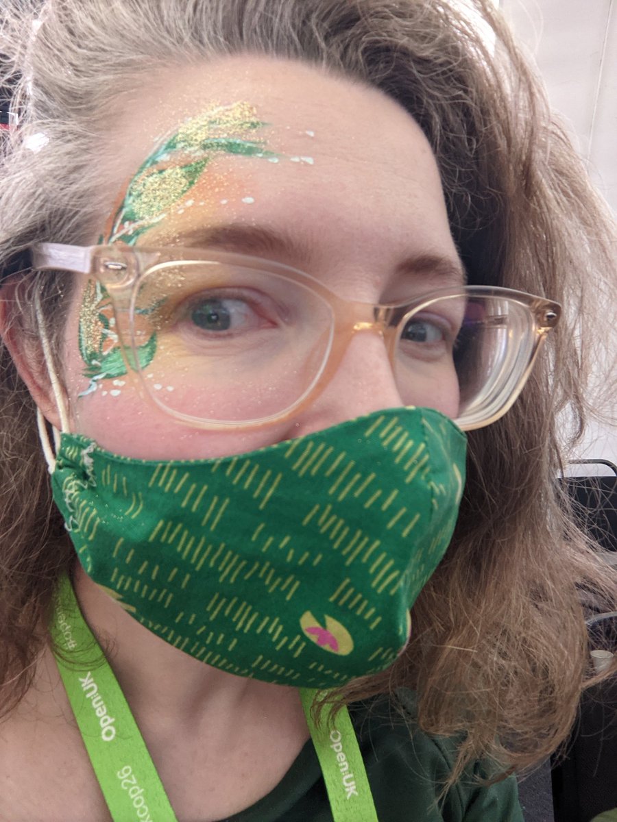 Asked for matching theme to outfit + topics face paint at #OpenUKCOP26 🌱🌿🌍 #opentechnology & sustainability