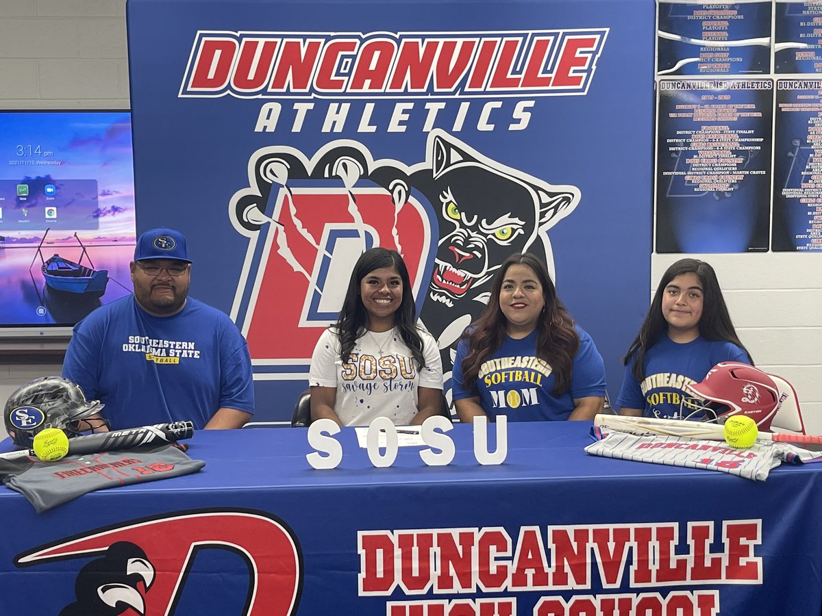 Welcome home, Nana!! We’re excited to have you join our family from Duncanville, TX.💛💙💛💙 #2022savagestorm