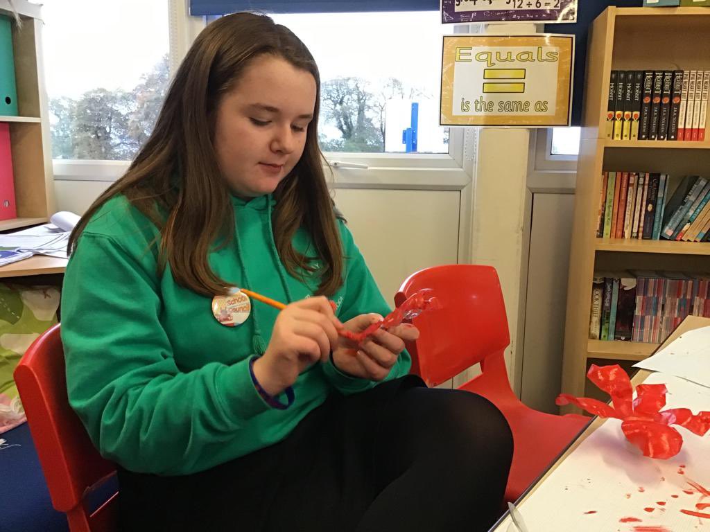 MayalsSchool's tweet photo. #RemembranceDay2021 #MayCreative #MayExpArts https://t.co/sAbNdHcrQm