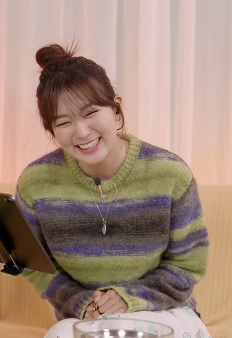 kseulgismile's tweet photo. https://t.co/F8pQp3hGsU