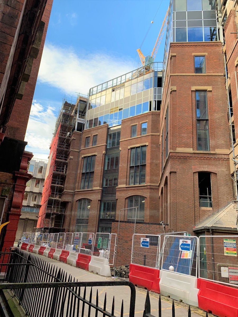 QuestSolUK's tweet photo. We're cracking on at King St with some major changes since our last progress report.  This project is a refurbishment of existing office building to CAT A level for @GMI https://t.co/q3InX1Pbpg