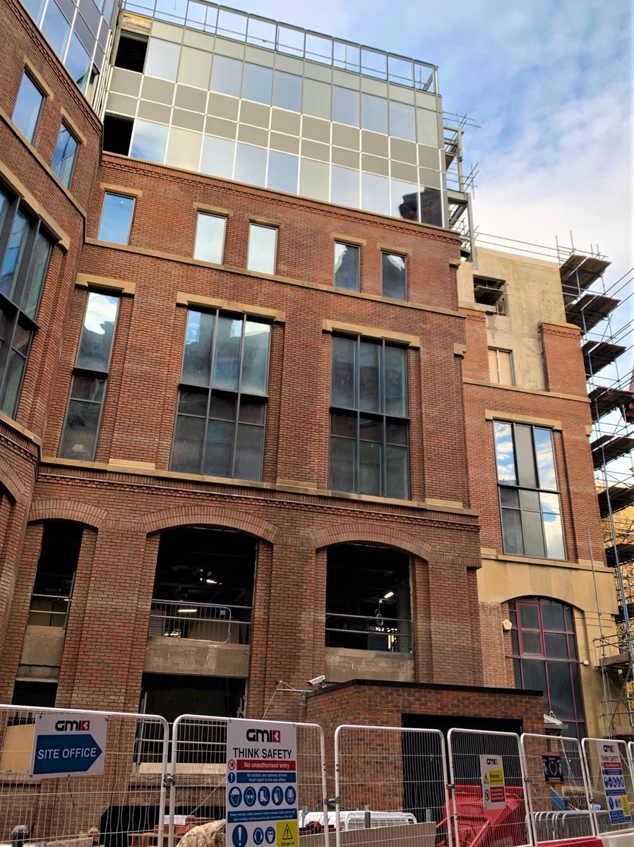 QuestSolUK's tweet photo. We're cracking on at King St with some major changes since our last progress report.  This project is a refurbishment of existing office building to CAT A level for @GMI https://t.co/q3InX1Pbpg