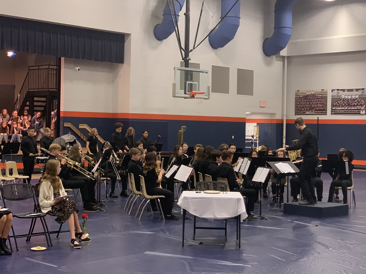 What a special assembly to honor all of our 🇺🇸Veterans🇺🇸