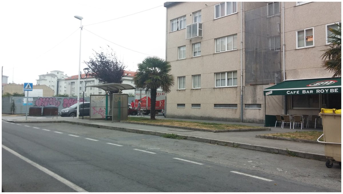 BlogBusurbano's tweet photo. @martileaks @dinisss @inesreygarcia @TranviasCoruna Parece mentira! Seguro que es así?

#ironía + #coincidencia = #ideal

#Par317 - Residencial Birloque
Sorpendentemente, sin coches aparcados. ¡Nunca tal se vira! https://t.co/UdMi1T2kJa