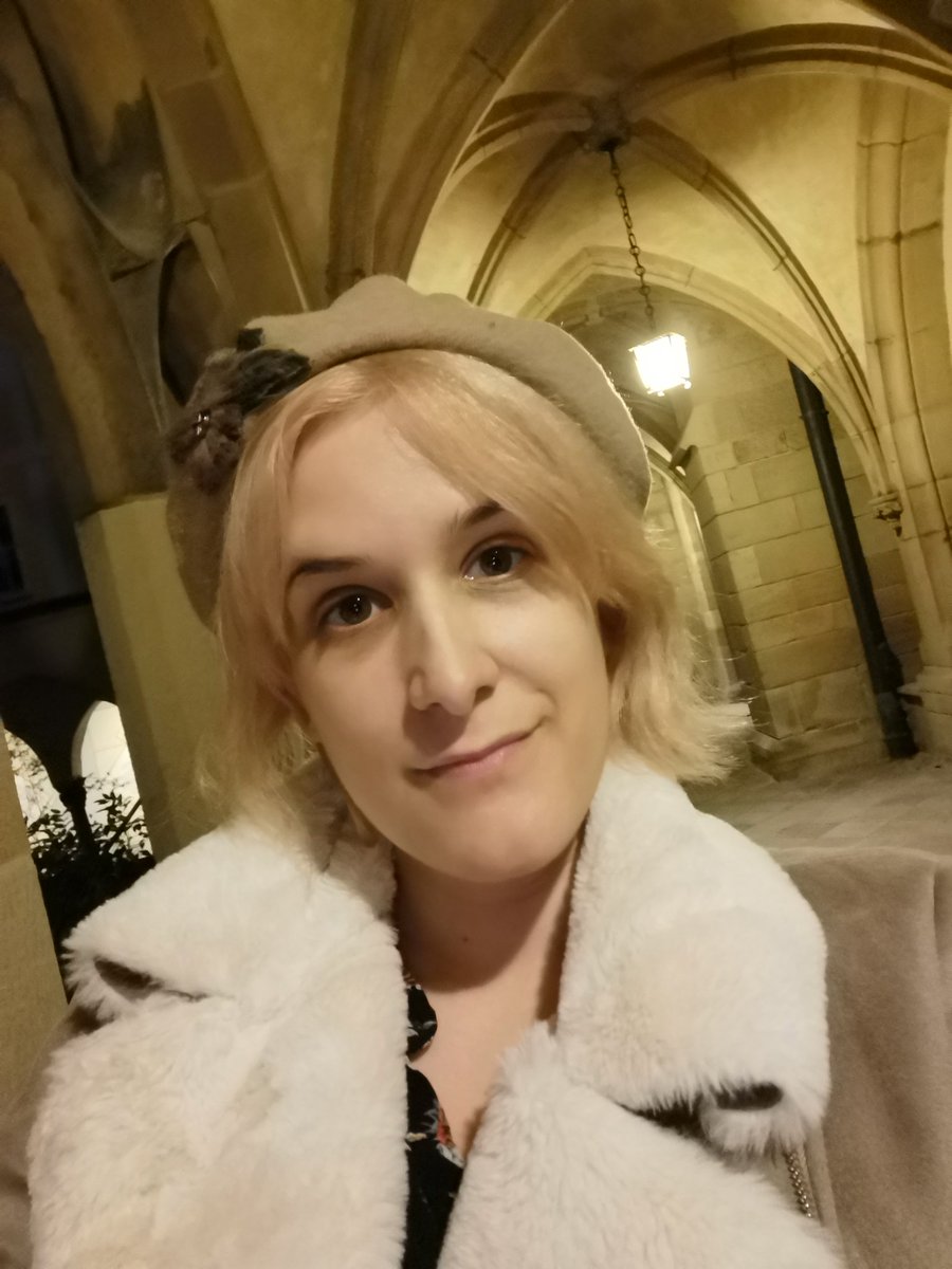 maryintothewoo1's tweet image. Urlaub wird etwas verlängert.. Habe hogwarts gefunden.
Nächster stream ist also am Sonntag ❤️ #streamoffline #twitchDE