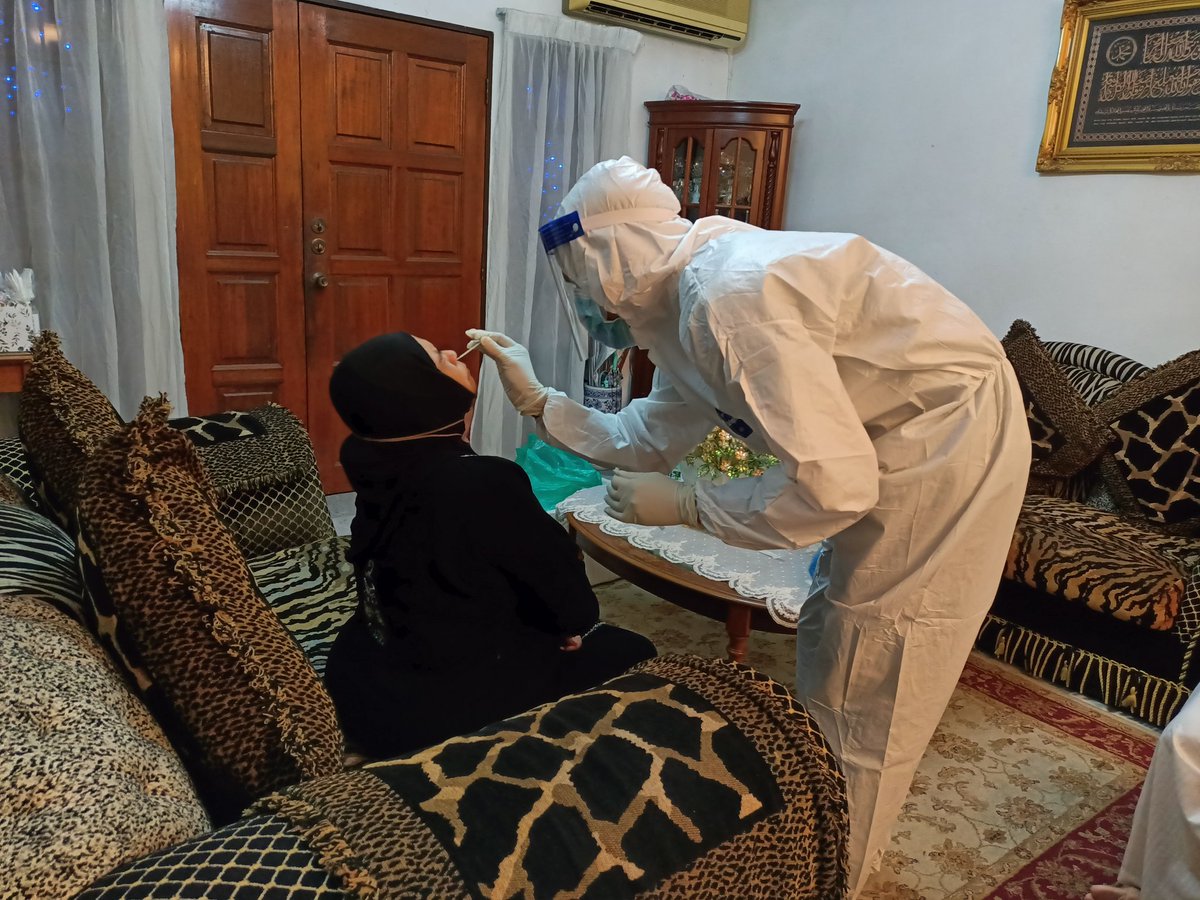 ShafiqSaat's tweet image. U guys nak buat swab test no matter RTK or PCR but malas nak keluar rumah? Roger @ujiancovidotcom . Superbly efficient, murah and paling penting super friendly. Takde rasa macam berdebar atau takut sbb team diaorg mmg cool n chill je. My mom pun tak cuak. Seriously berbaloi.