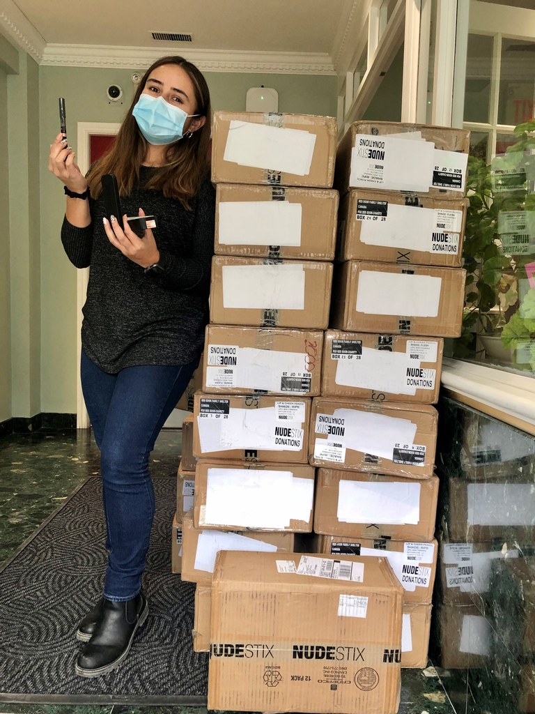 Red Door Family Shelter tweet media