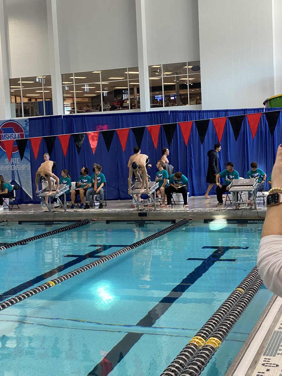 GV_Swimming's tweet photo. Great swim in the 50 Free! Burd places 29th. 🦅 https://t.co/2unmi6uRtI