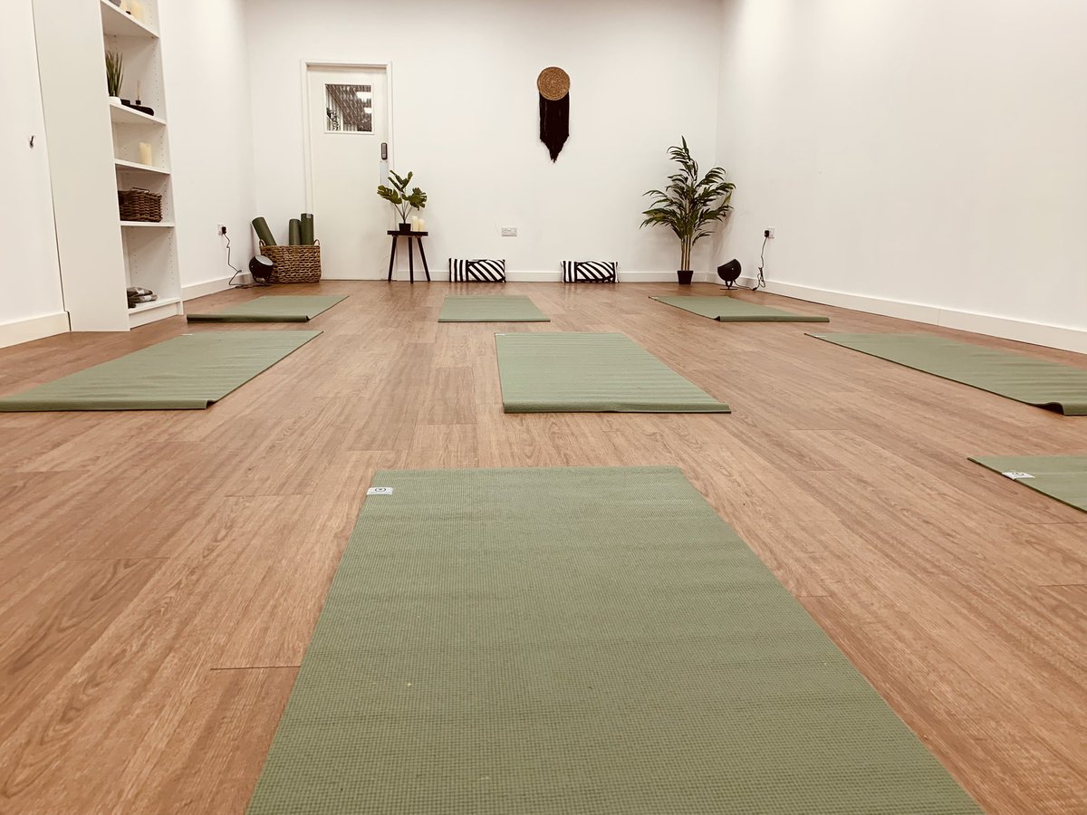 thehourltd's tweet photo. We’re delighted to announce that we’ve teamed up with @ShopCascades to bring wellbeing services to the #Portsmouth community.

Our wellness space is a place to unwind, release and re-energise.

Join us for yoga, pilates, wellness workshops and more. Book https://t.co/A463D8Wy5H https://t.co/q9ANPxPClh