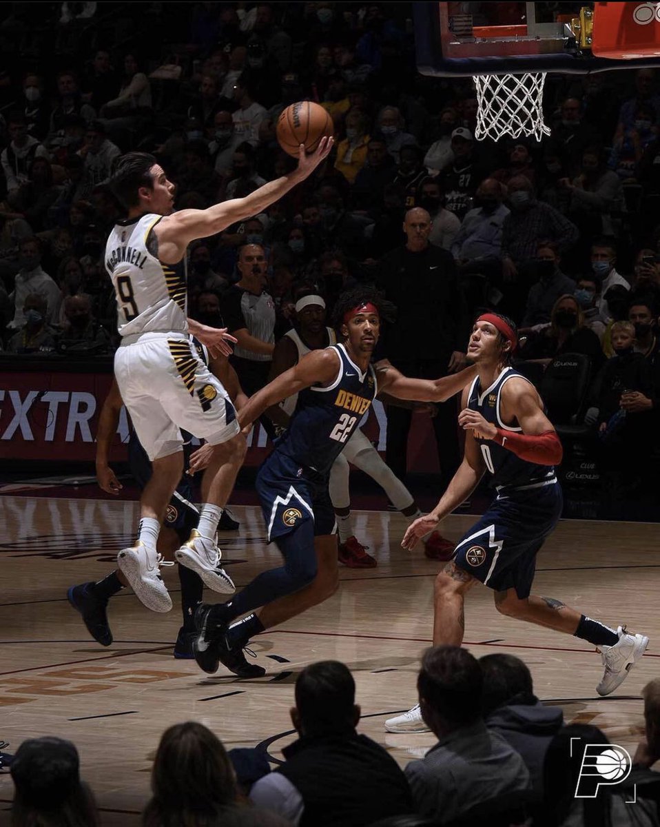 ArizonaMBB's tweet photo. Iconic Shot

@TJMcConnell x @Double0AG x @ZekeNnaji_Hoopz 

📸 @Pacers https://t.co/TfEYmFD5Ul