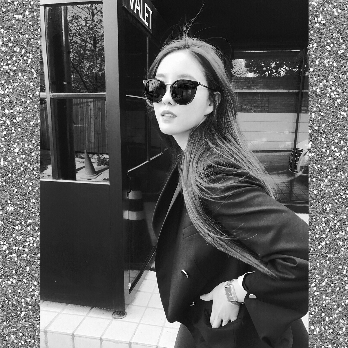 urdearness's tweet photo. La #𝗙𝗮𝗶𝗿𝘆Bomb está a punto de explotar, por eso llamé a la #𝗟𝗼𝘃𝗲Fairy para que me acompañe en este día tan lindo del tercer comeback de las chiquitas de @9_fairies, más que feliz de acompañarlas.
네슬리  ·   NESS⭐LY https://t.co/wRzcoIuPsr