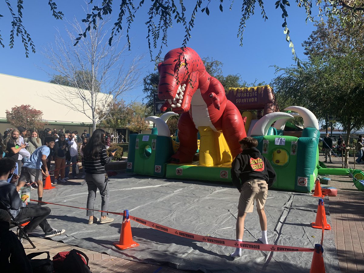 MittySA's tweet photo. It’s a Thursday and the sun is out….carnival games during lunch! https://t.co/CZ6BwxQtYJ