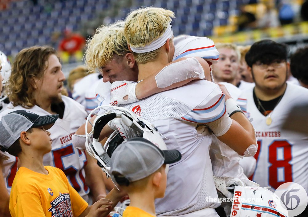 Iowa high school football playoffs are underway! Photos from the Class A state semifinal—East Buchanan 0, West Hancock 37 thegazette.com/sports/photos-… <a href="/WHEaglesSports/">West Hancock Activities</a> #iahsfb <a href="/jeje66/">Jeff Johnson</a> <a href="/kjpilcher/">K.J. Pilcher</a> <a href="/iowaprepsports/">Iowa Prep Sports</a> <a href="/CRGazetteSports/">The Gazette Sports</a>