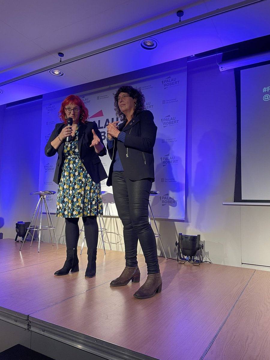 isaacperaire's tweet photo. A la celebració del 15è aniversari de @rezerocat . Implicació i compromís. Per molts anys a #Gentrezero i als projectes premiats #Rezero2021! #residuzero #zerowaste
En paraules de la Consellera @TeresaJorda : SOM AQUÍ PER CANVIAR LES COSES” @residuscat https://t.co/6ODiNPKxkX